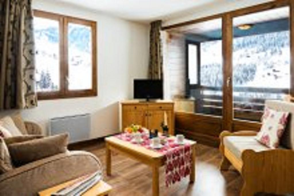 Lagrange Vacances Les Chalets Du Mont Blanc Отелюс Екстериор снимка